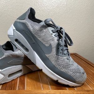 Nike Air Max 90 Ultra 2.0 Flyknit Gray White Athletic Shoes 875943-003 Size 10